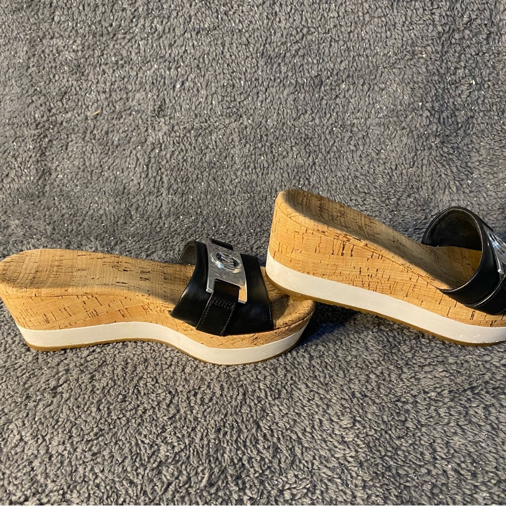 Michael Kors Warren  platform sandals - Picture 3 of 4